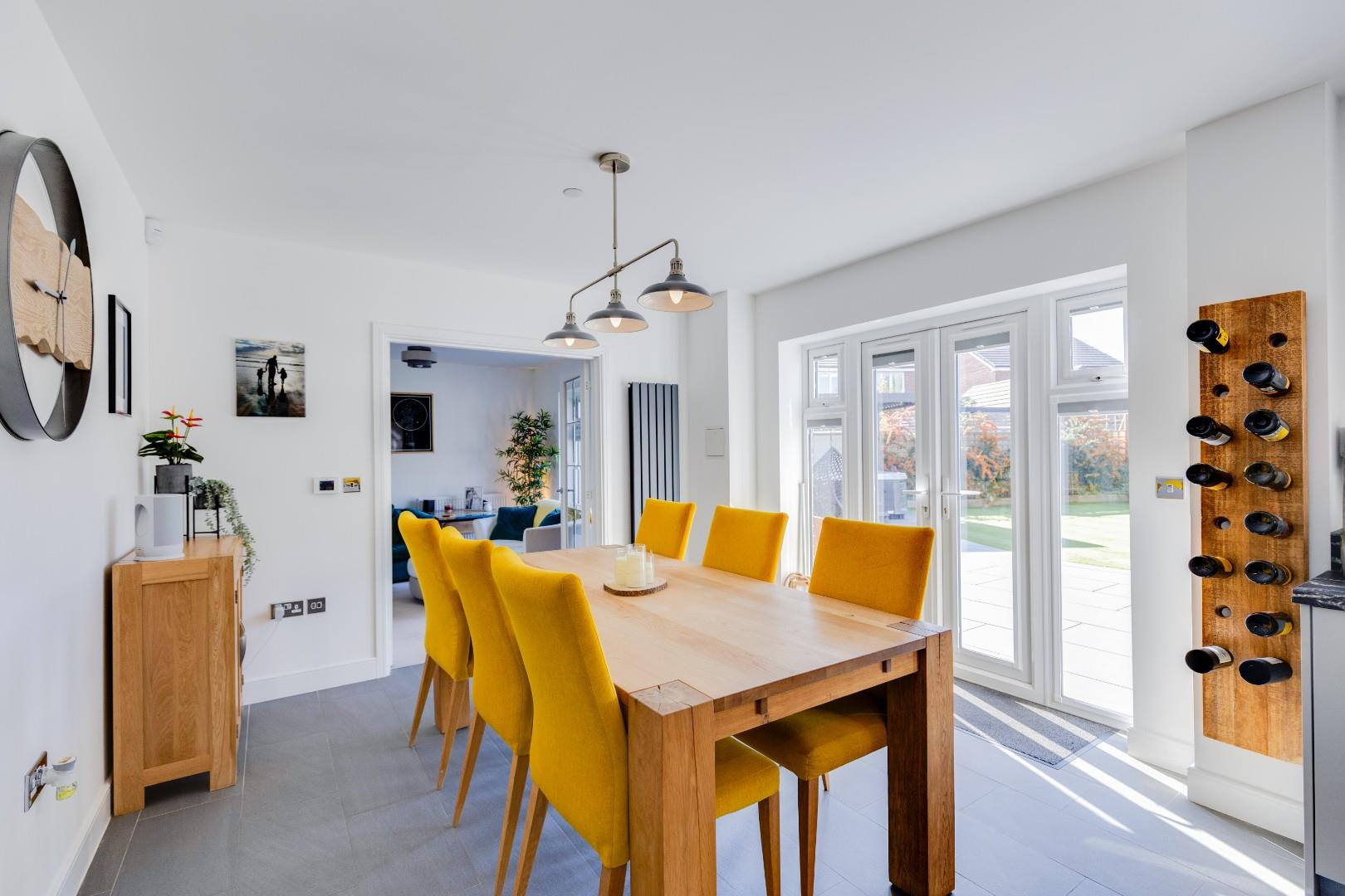 38 Melrose Walk, Sully, CF64 5WD